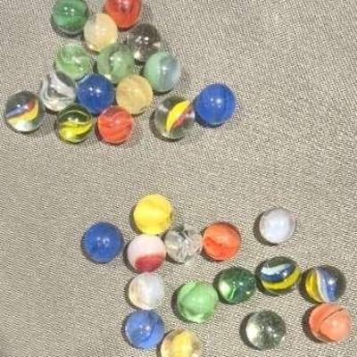 Cat's Eye Marbles; 30 Count 