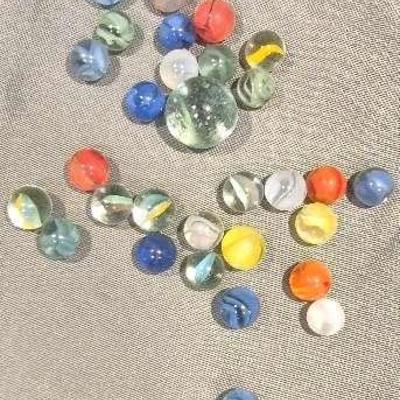 Cat's Eye Marbles; 30 Count 