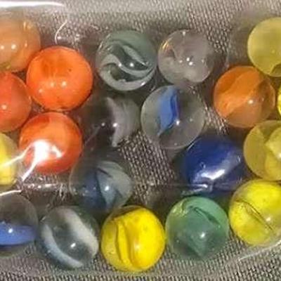 Cat's Eye Marbles; 30 Count 