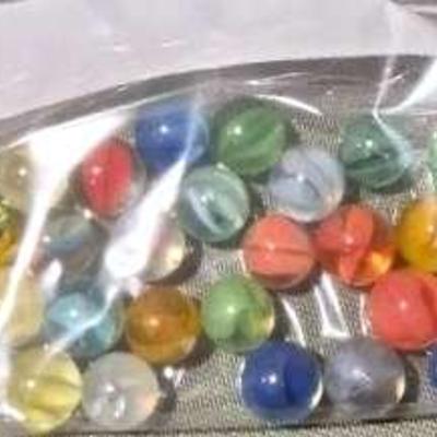 Cat's Eye Marbles; 30 Count 