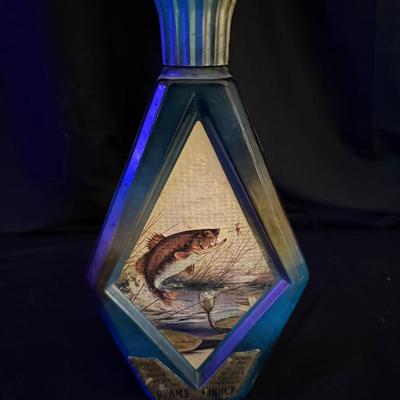 Lot 424: Jim Beam’s Choice Collector Decanter – Fish & Wildlife Series