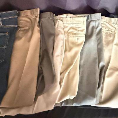 Lot 451: Lot of 9 Men’s Dress Pants & Jeans – Sizes 40x30 to 42x30 – Joseph & Feiss, Izod, Jos. A. B