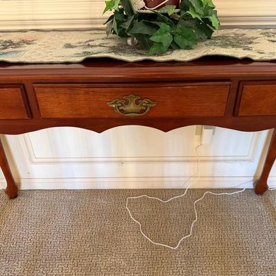 Lot 515: 48” Traditional Cherry Queen Anne Style Console Table with Accessories