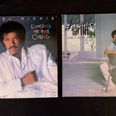 Lot 414: Lot of 2 Vintage Lionel Richie Vinyl LPs – Can’t Slow Down & Dancing on the Ceiling