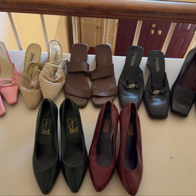 Lot 532: More Women’s Shoes Size 8-9