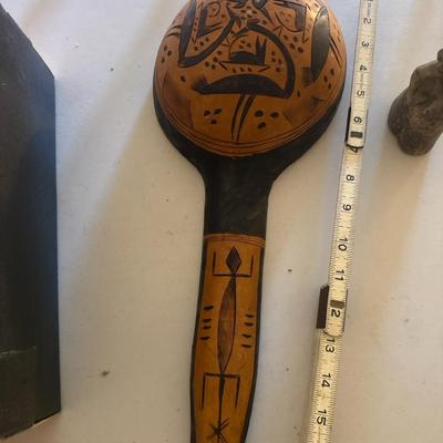 Lot 540: Set of Hand-Carved African Folk Art – Figures and Painted Gourd Rattle