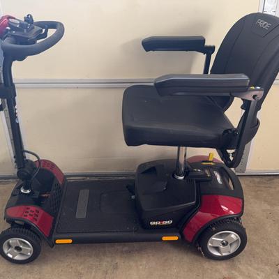 Lot 535: Pride Go-Go Elite Traveller Mobility Scooter