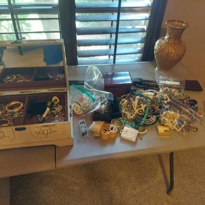 Sale Photo Thumbnail #16
