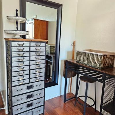 Sale Photo Thumbnail #154