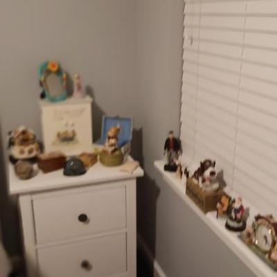 Sale Photo Thumbnail #25