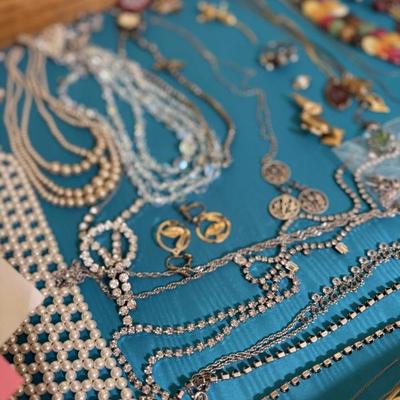 Sale Photo Thumbnail #145