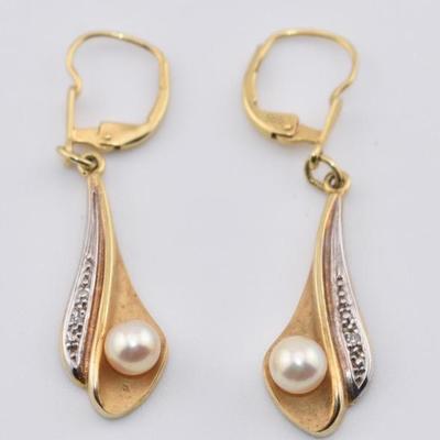 14k Yellow Gold Pearl & Diamond Dangle Earrings