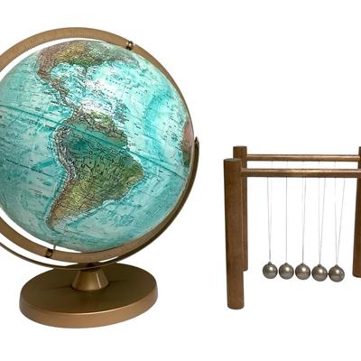 Newton’s Cradle & World Globe 