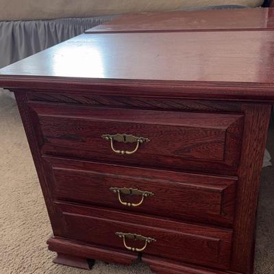 2 Nightstands Cherry wood