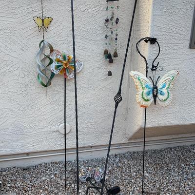 Butterflies And Wind Chimes Yard Dart With Poles