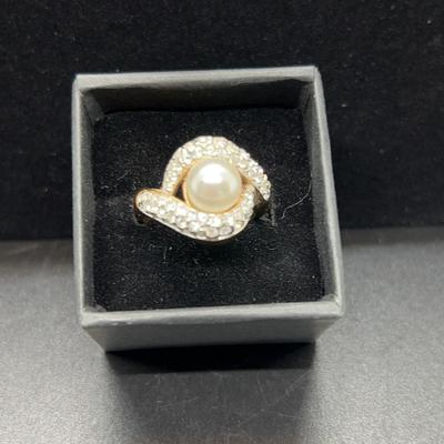 Pearl And Brilliant Sparkly Ring On Gold Plated Band