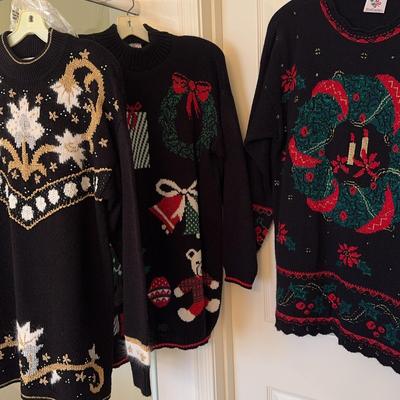Set Of 3 Women’s Christmas Sweaters Size M/L