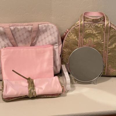 Women’s Toiletry Set 