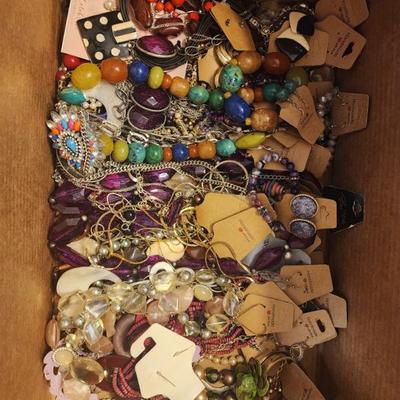 Sale Photo Thumbnail #103