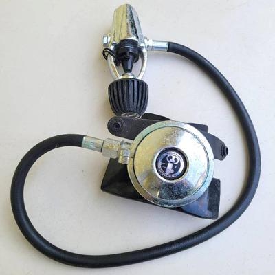 Vintage US Divers Aqua-Lung Aquarius Complete Regulator - 1970s