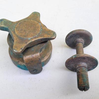 Mark V Exhaust Valve With Chin Button