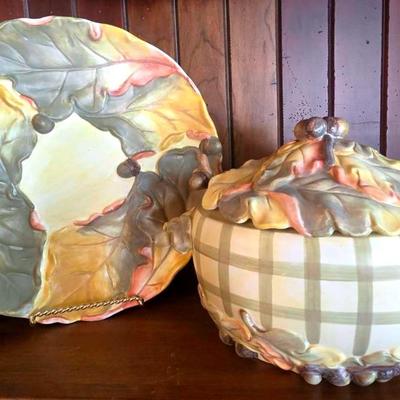 "Indigo Gate" Lidded Sugar Bowl and Plate