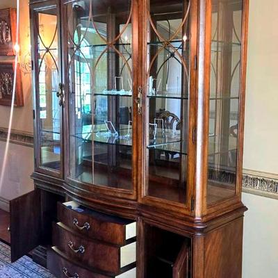 Elegant Dining Room "American Drew" "Bob Mackie" China Cabinet 
