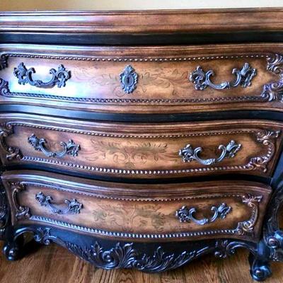 "Pulaski" Bombay Chest