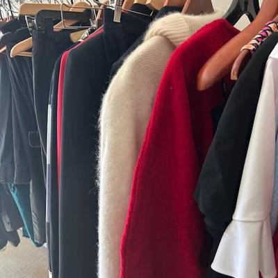 Sale Photo Thumbnail #164