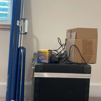 Kodak Carousel 760H Projector with Screen & Accessories
