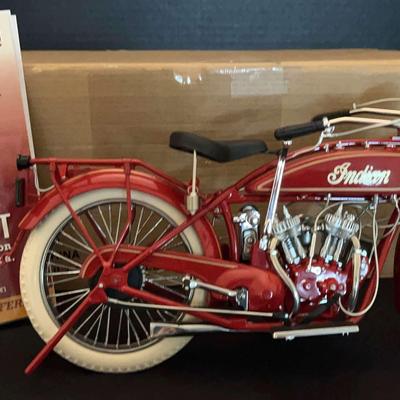 Indian Motorcycle 1920 Scout Replica Model Kit with Extras
