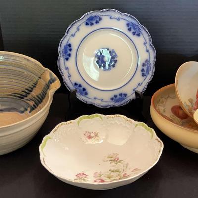 Collectible Porcelain & Decorative Bowls
