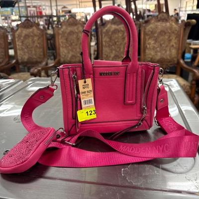 Sale Photo Thumbnail #298