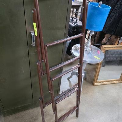 Sale Photo Thumbnail #378