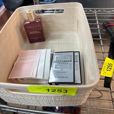 Sale Photo Thumbnail #314