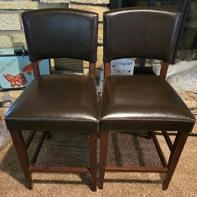 2 Bar Stools 