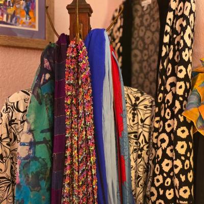 Sale Photo Thumbnail #693