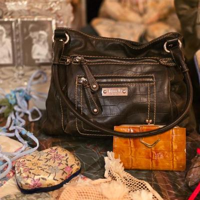 Sale Photo Thumbnail #676