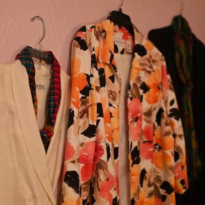 Sale Photo Thumbnail #668