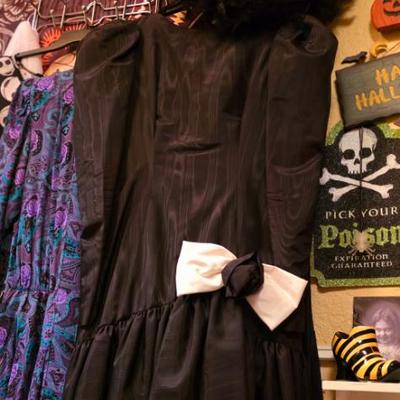 Sale Photo Thumbnail #300