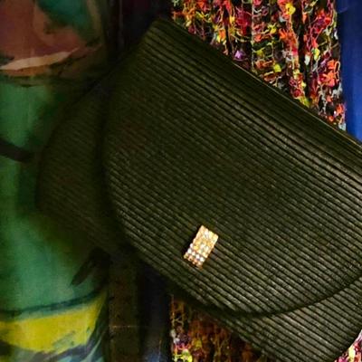 Sale Photo Thumbnail #694