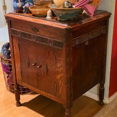 Sale Photo Thumbnail #744