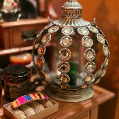 Sale Photo Thumbnail #690