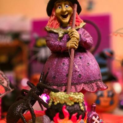 Sale Photo Thumbnail #278