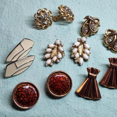 Sale Photo Thumbnail #24