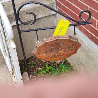 Sale Photo Thumbnail #573