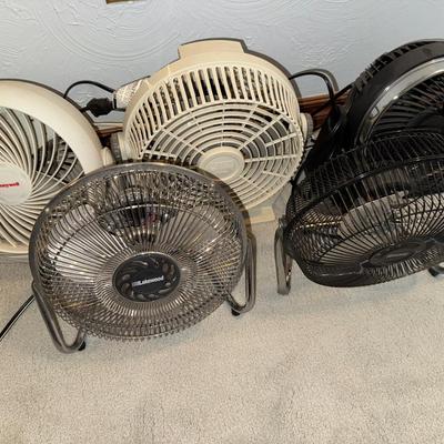Five Fans 