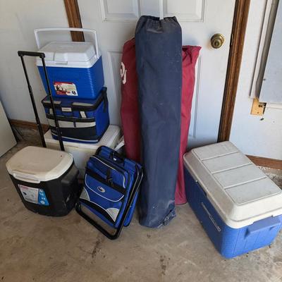 Ice Chests And Chairs