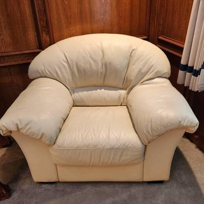XL Leather Chair