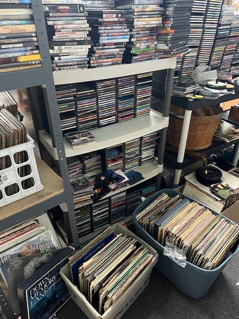 Sale Photo Thumbnail #32